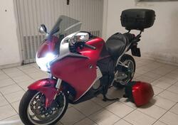 Honda VFR 1200 F DCT ABS (2010 - 16) usata