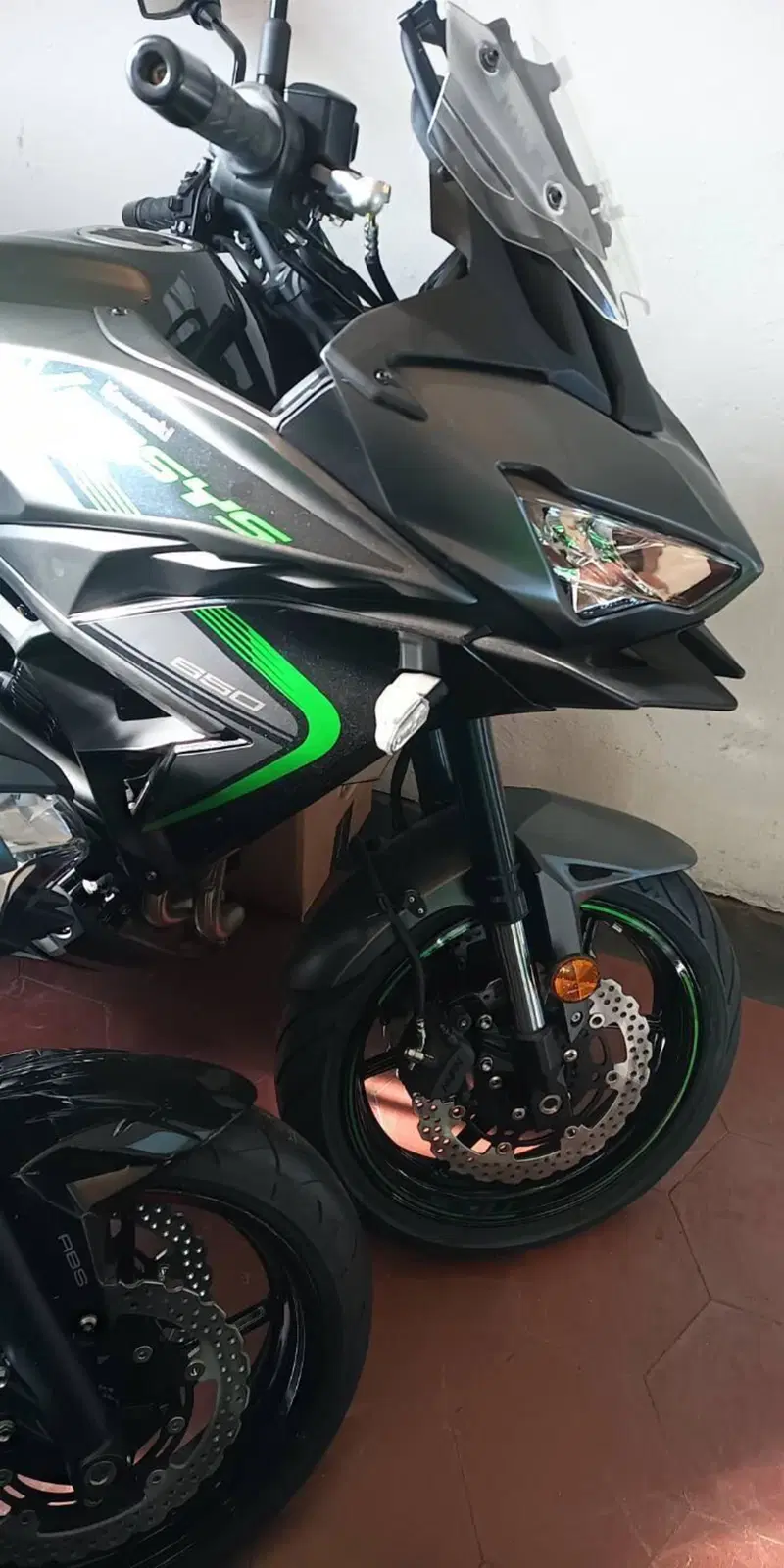 Kawasaki Versys 650 (2025 - 26) (3)