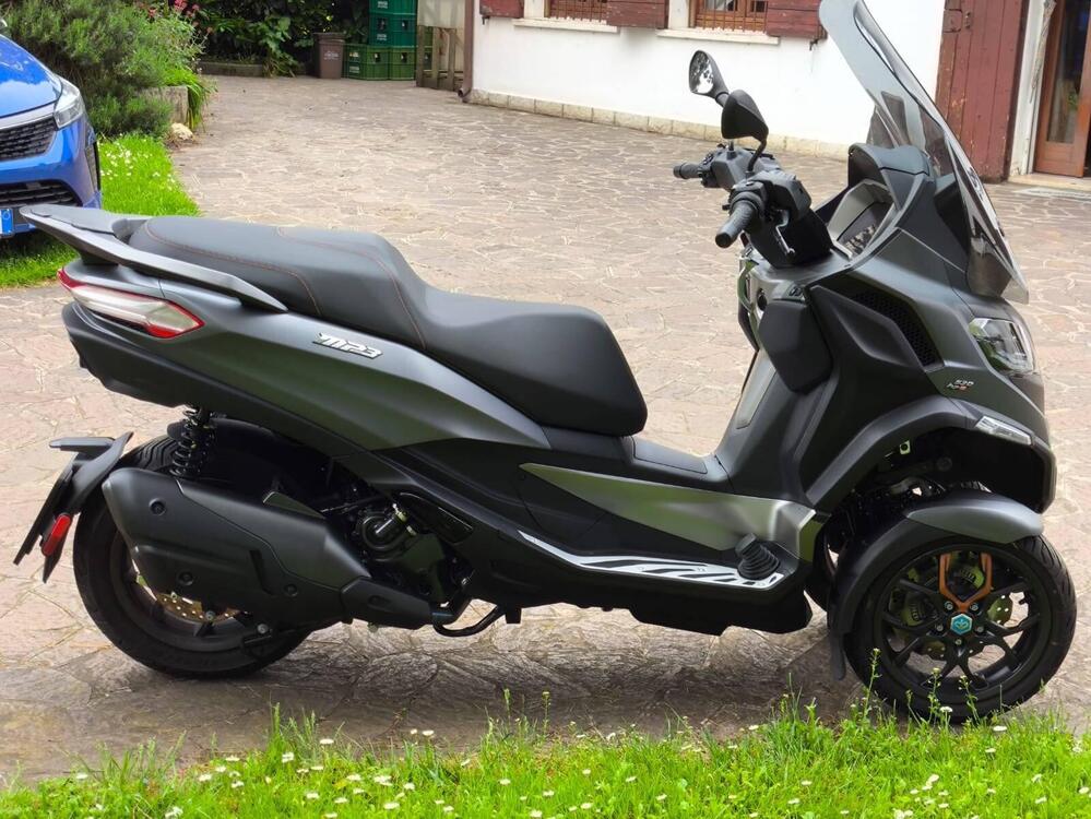 Piaggio MP3 530 Hpe Exclusive (2025) (3)