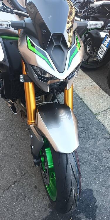 Kawasaki Z 900 SE (2025 - 26) (2)