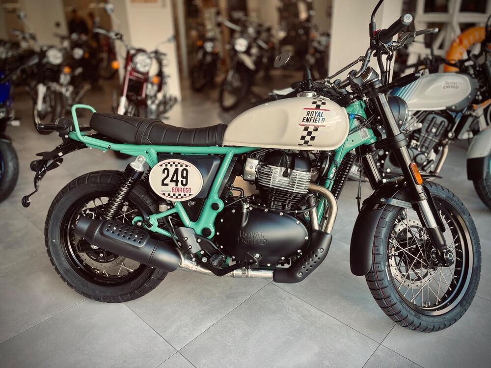 Royal Enfield Bear 650 (2025)