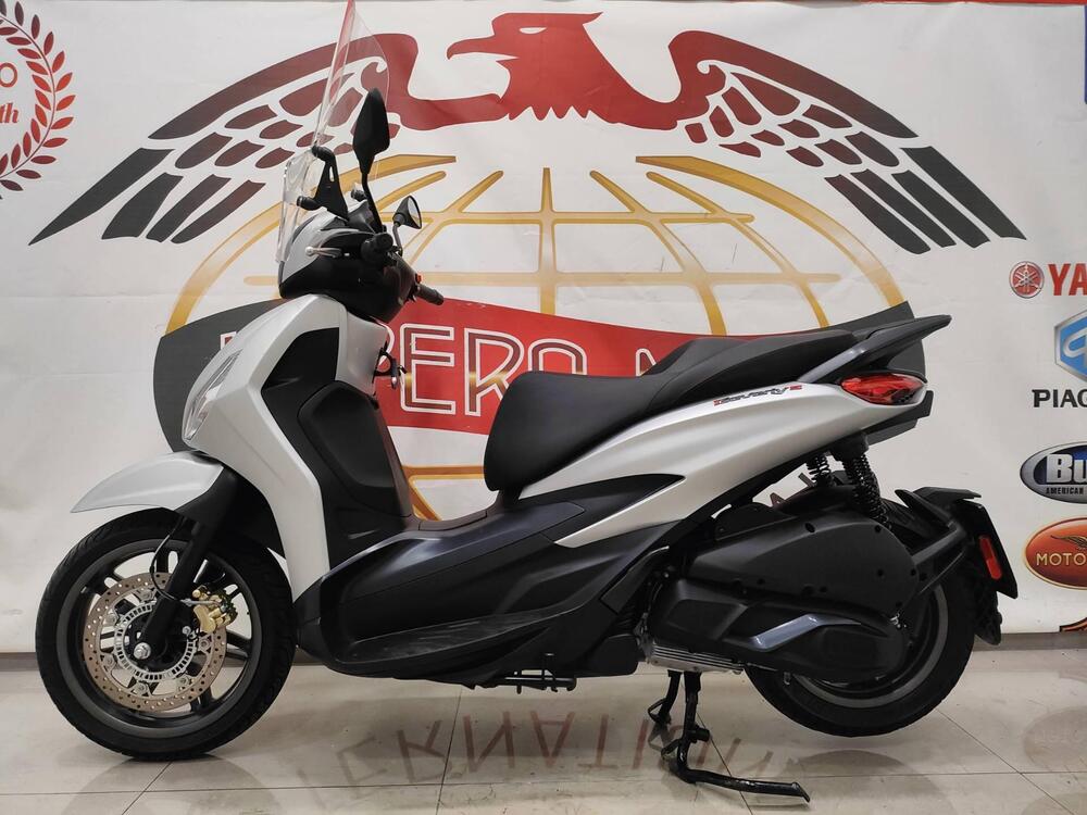 Piaggio Beverly 300 ABS-ASR (2021 - 25)