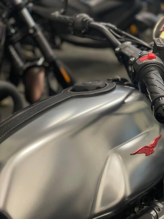 Moto Guzzi V7 III Stone S (2020) (3)