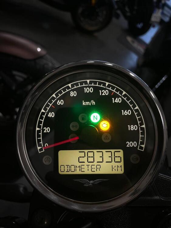 Moto Guzzi V7 III Stone S (2020) (4)