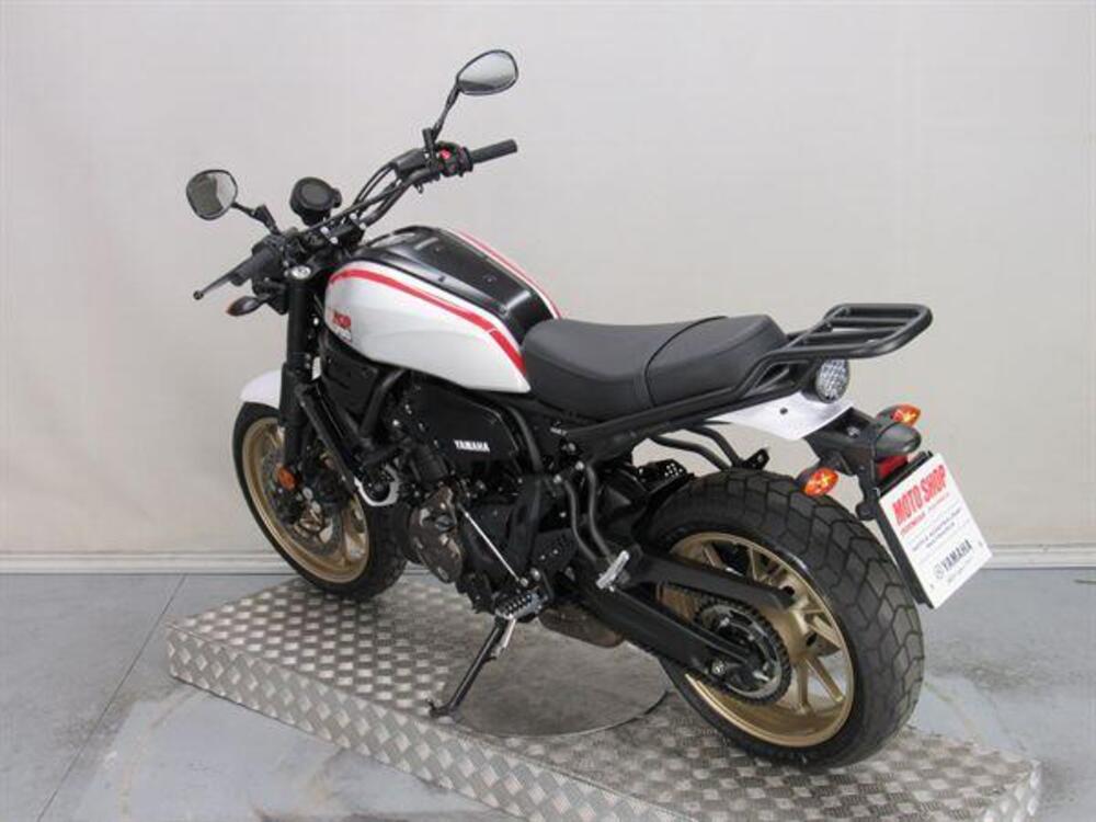 Yamaha XSR 700 XTribute (2021) (5)