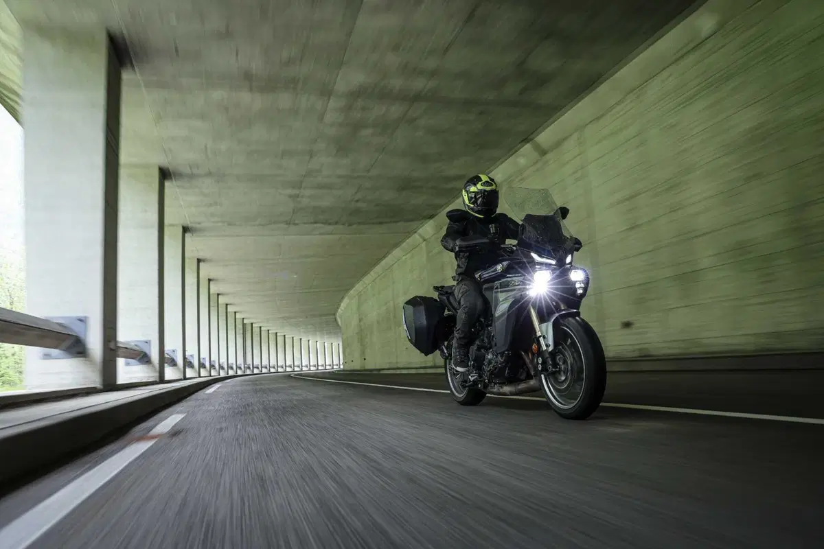 Yamaha Tracer 9 GT+: test, pro e contro [VIDEO E GALLERY] (6)