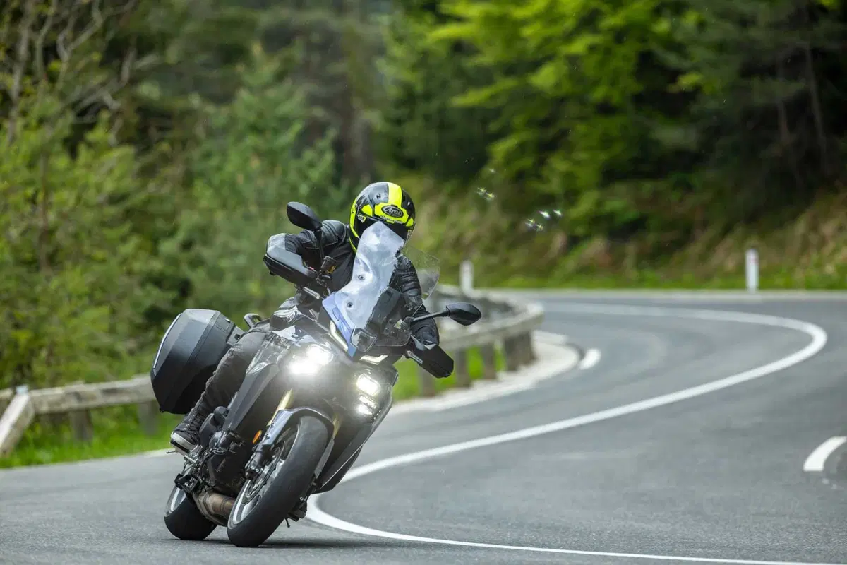 Yamaha Tracer 9 GT+: test, pro e contro [VIDEO E GALLERY] (14)