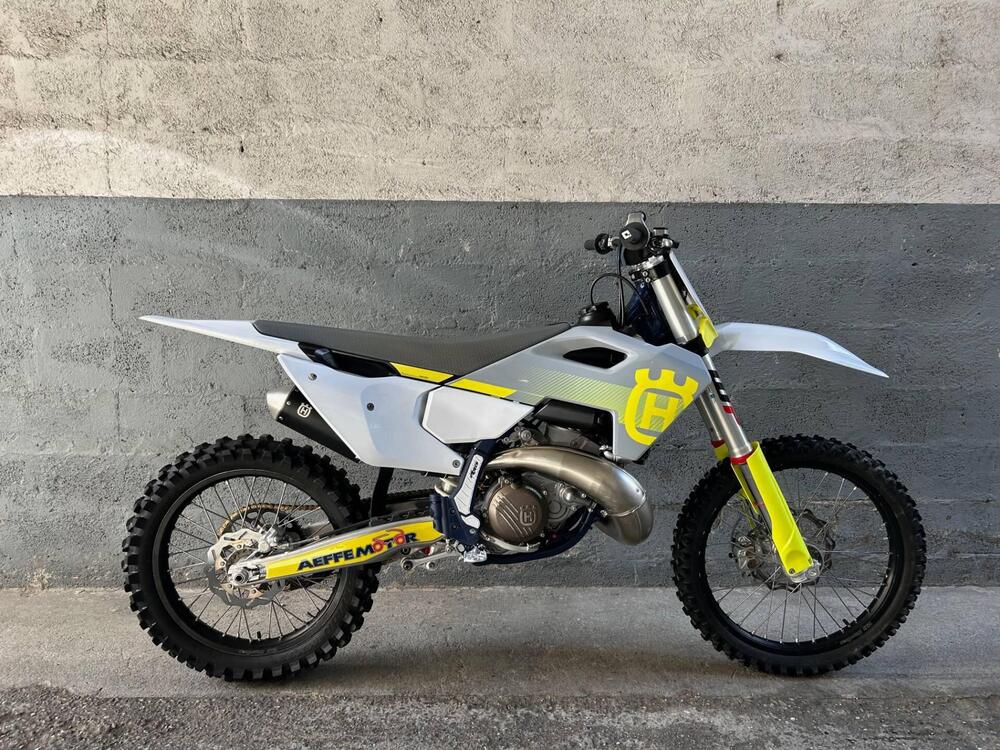 Husqvarna TC 250 (2024) (2)