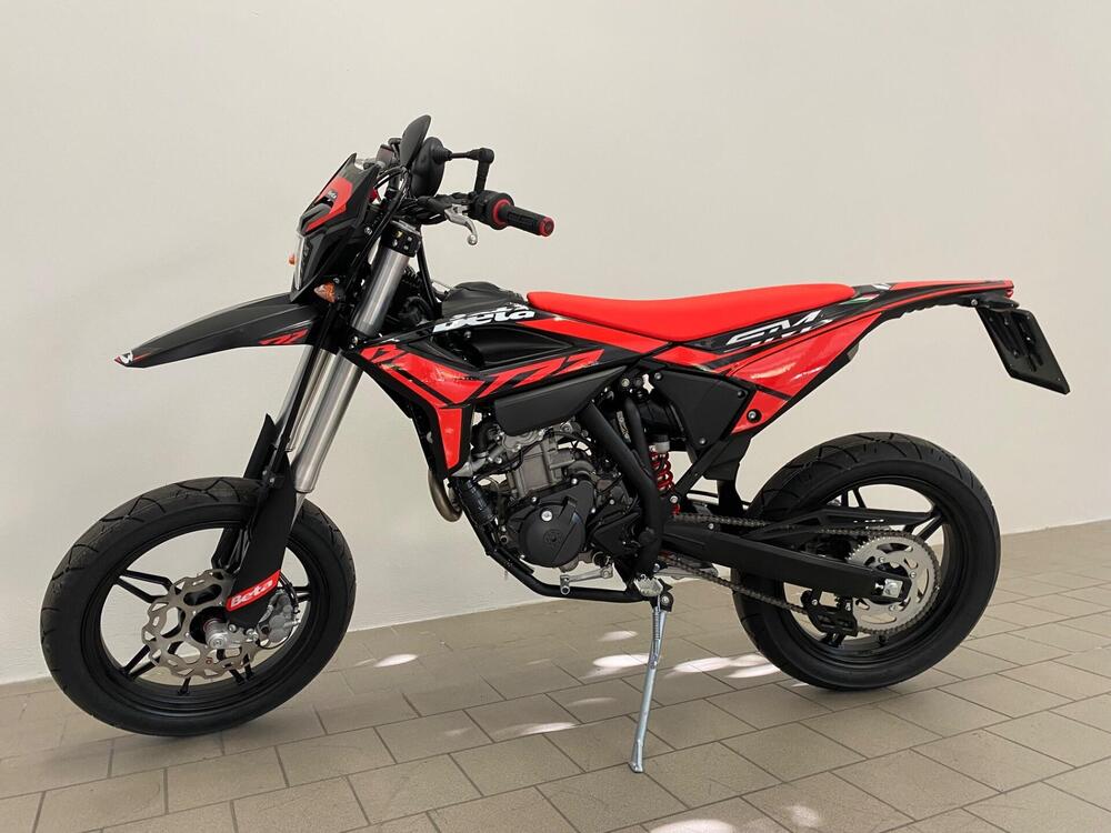 Betamotor RR 125 4T Motard T (2023 - 24) (2)