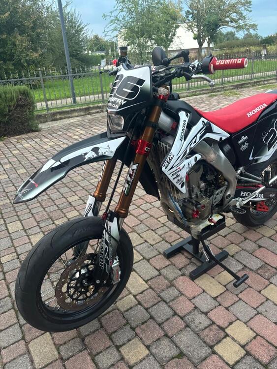 Honda CRF 250 R (2009) (5)