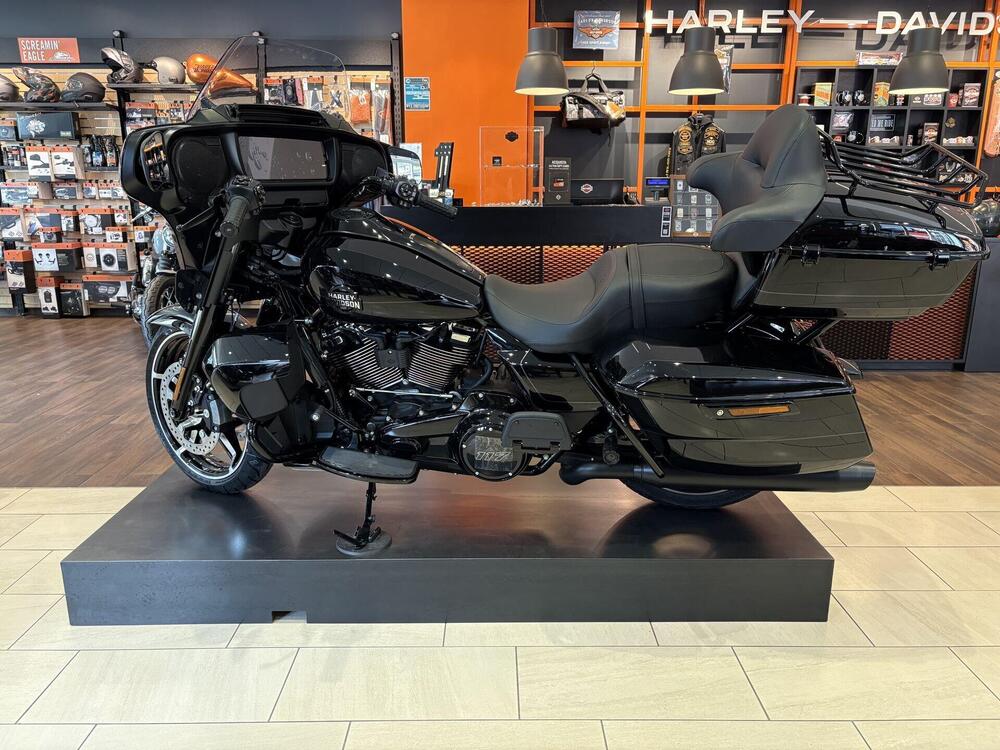 Harley-Davidson Street Glide Ultra (2025) (4)