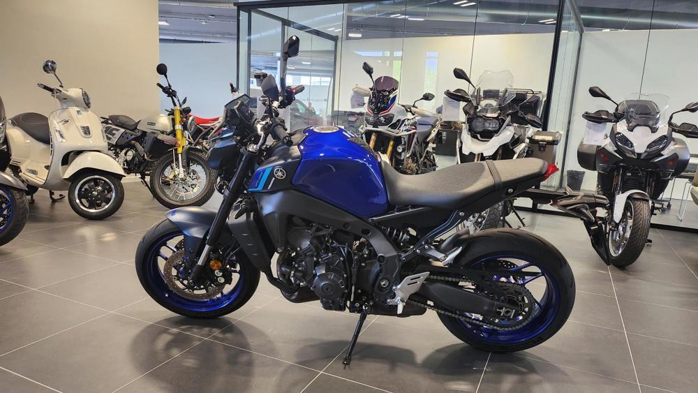 Yamaha MT-09 (2021 - 23) (2)