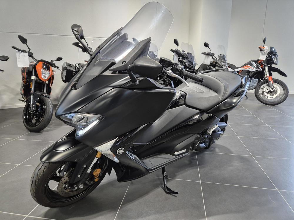 Yamaha T-Max 530 DX (2017 - 19) (4)