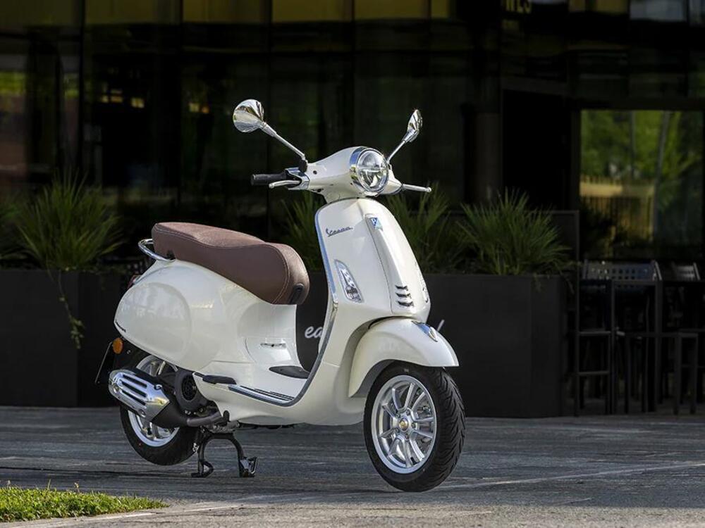 Piaggio Vespa 125 Primavera (3)