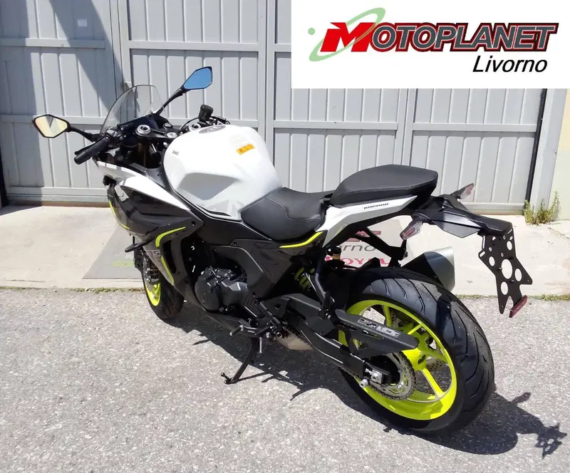 Benelli Tornado 550 (2025 - 26) (5)