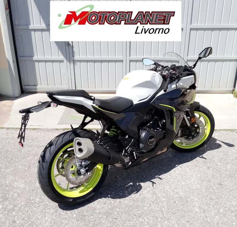 Benelli Tornado 550 (2025 - 26) (8)