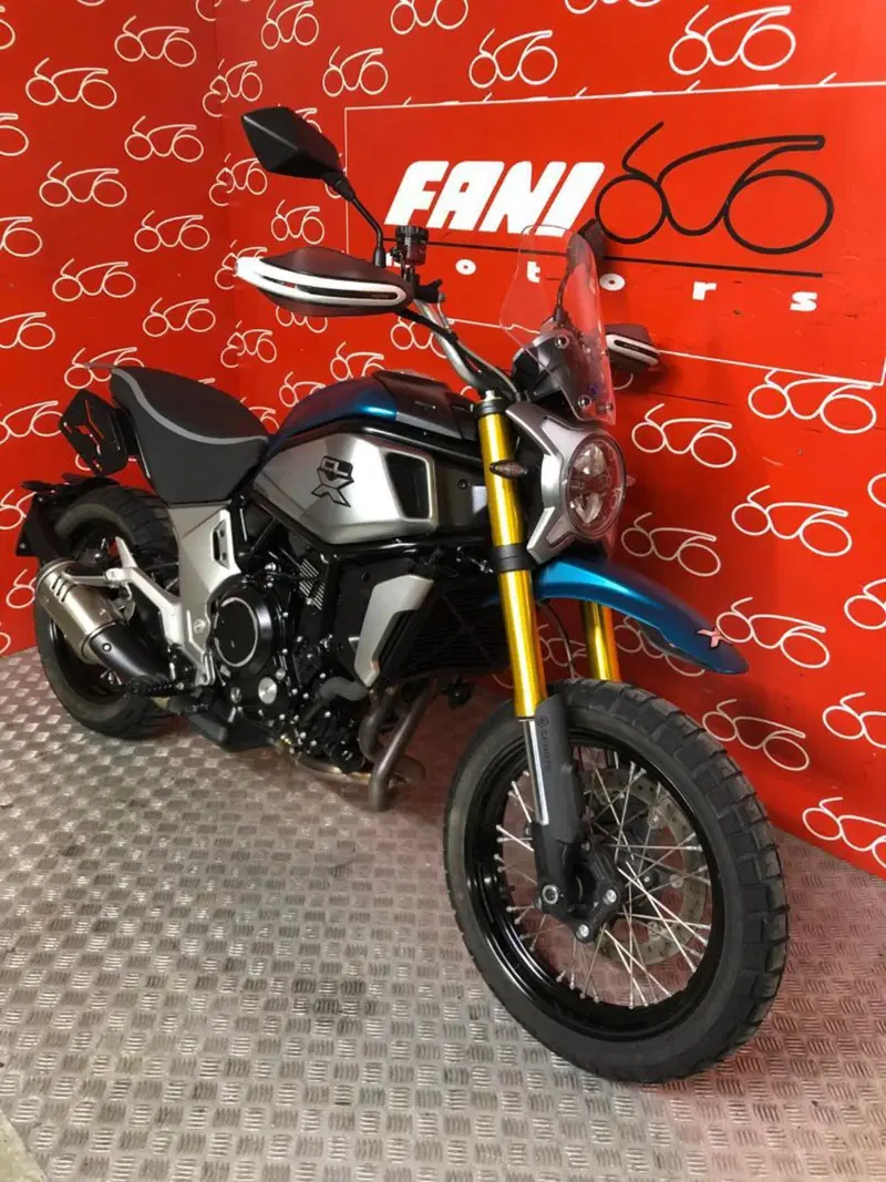 CFMOTO 700CL-X Adventure (2023 - 26) (2)