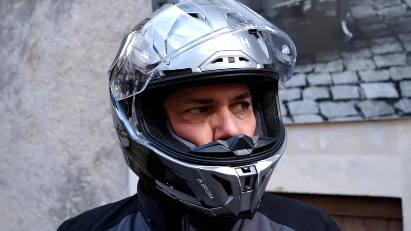 Recensito Airoh GP 800: caratteristiche e senzazioni al primo utilizzo [VIDEO]