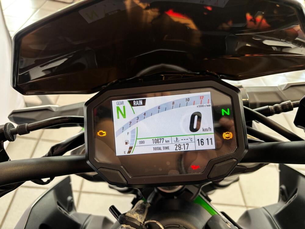 Kawasaki Z 900 (2021 - 24) (3)