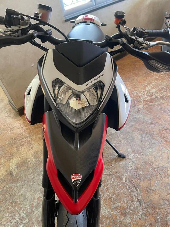 Ducati Hypermotard 1100 EVO SP (2010 - 12) (4)