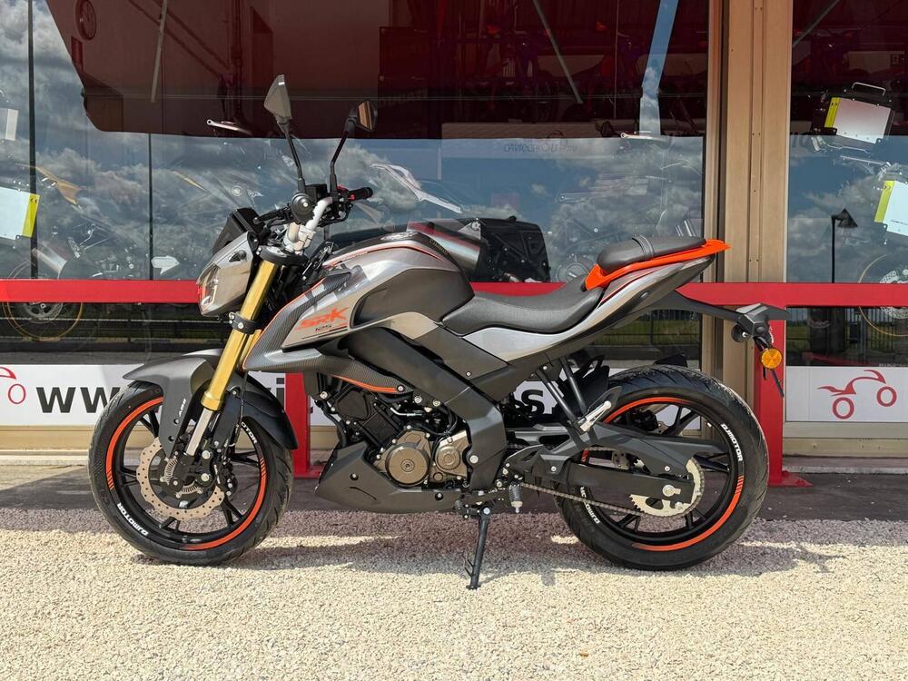 QJ Motor SRK 125 S (2025)