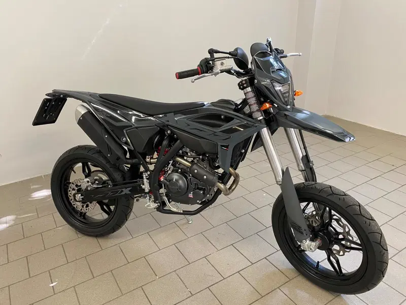 Betamotor RR 125 4T Motard T - X Special Edition (2025 - 26)
