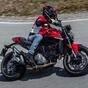 Ducati Monster V2: le prime foto rubate del collaudo su strada