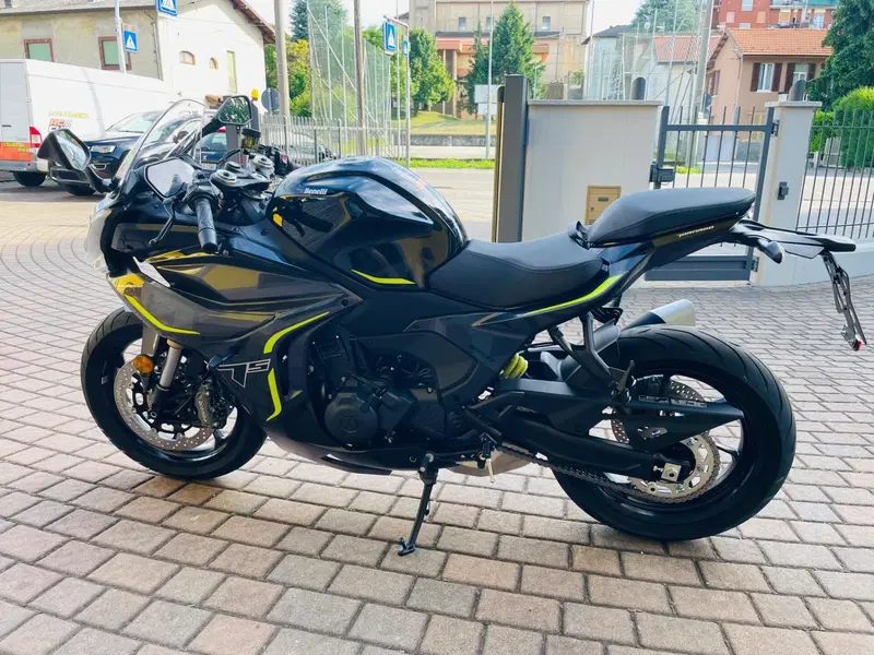 Benelli Tornado 550 (2025 - 26) (5)