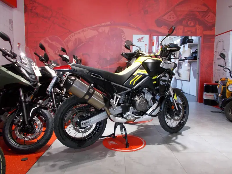 Aprilia Tuareg 660 (2022 - 24) (11)