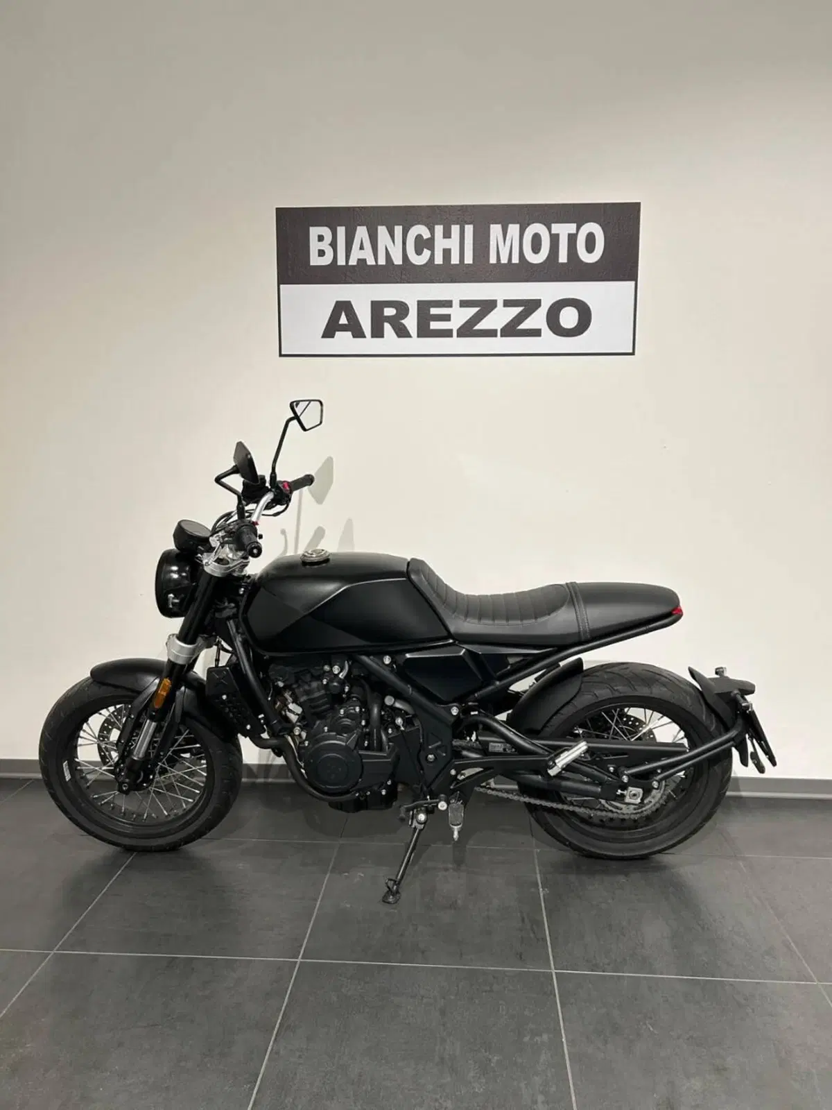 Brixton Motorcycles Crossfire 500 (2021 - 25) (2)