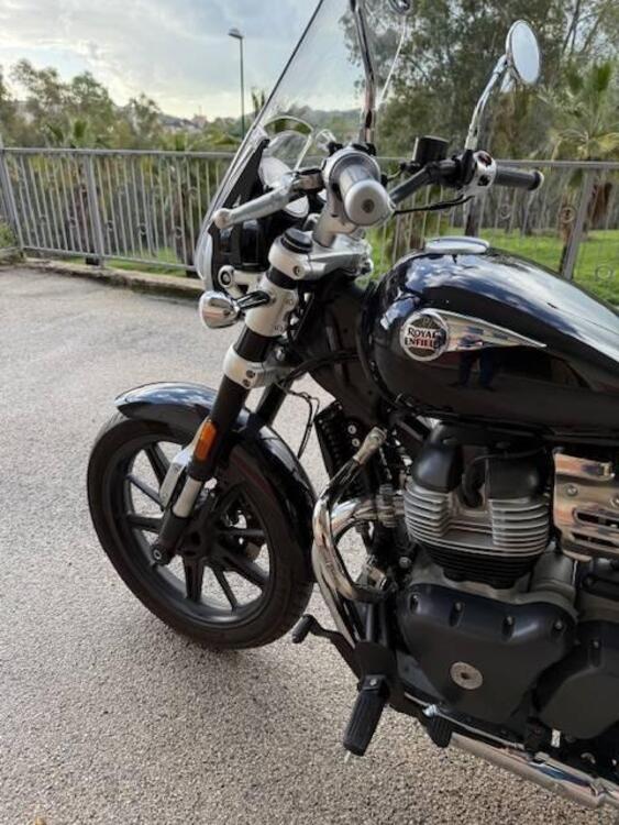 Royal Enfield Super Meteor 650 (2023 - 25) (2)