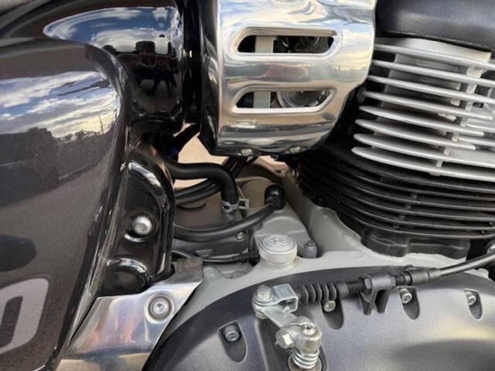 Royal Enfield Super Meteor 650 (2023 - 25) (5)