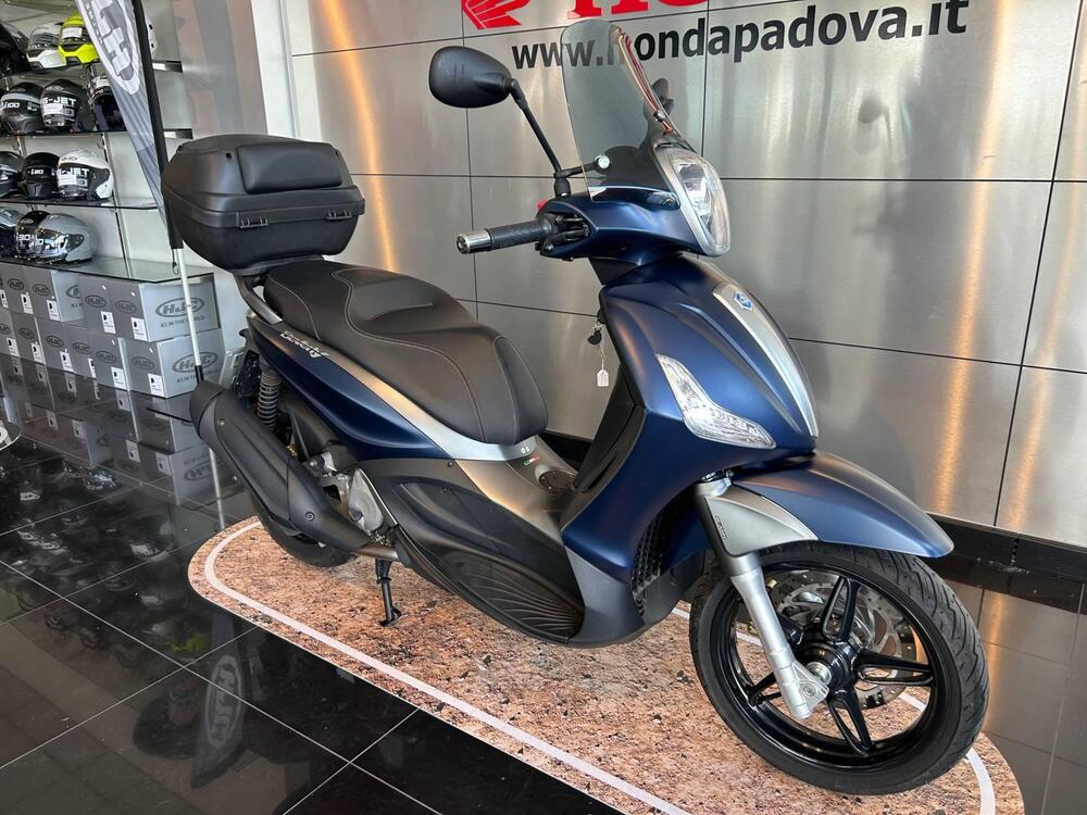 Piaggio Beverly 350 ABS (2016 - 20) (3)