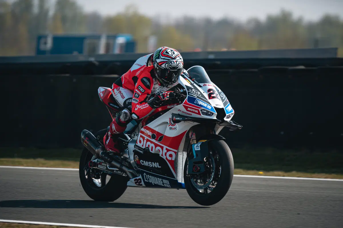 SBK 2025. Axel Bassani e Alex Lowes restano in Bimota nel 2026 (7)