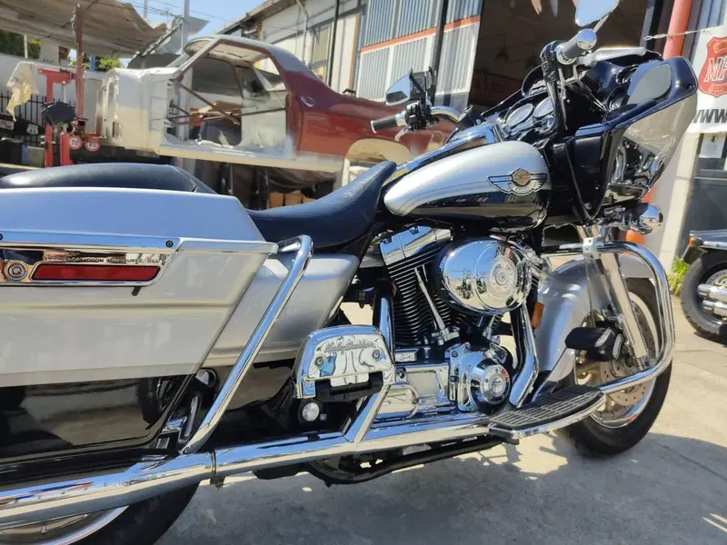Harley-Davidson FLTR '03-Road Glide centenario  bicolore ASI (17)