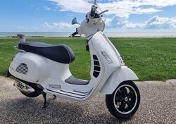 Vespa GTS 300 Hpe (2021 - 22) usata