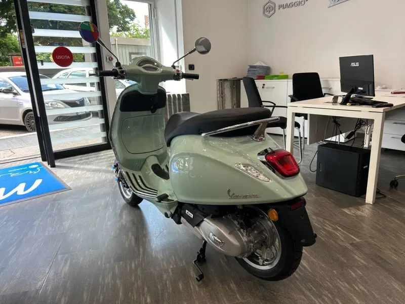 Vespa Primavera 125 (2024 - 25) (2)