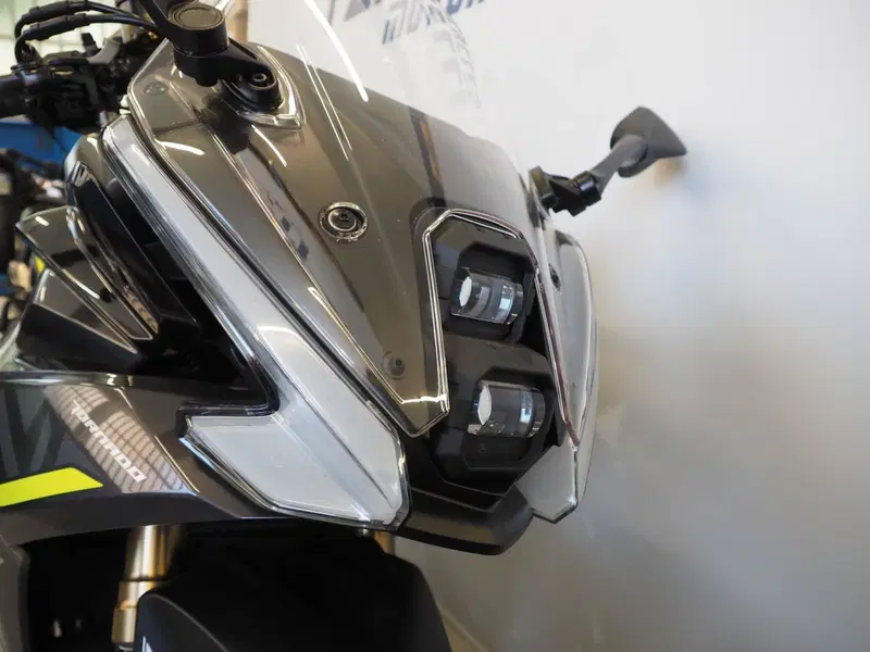 Benelli Tornado 550 (2025 - 26) (2)