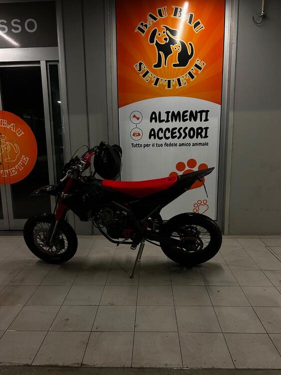 Fantic Motor Motard 125 Competition 4t (2020) (2)