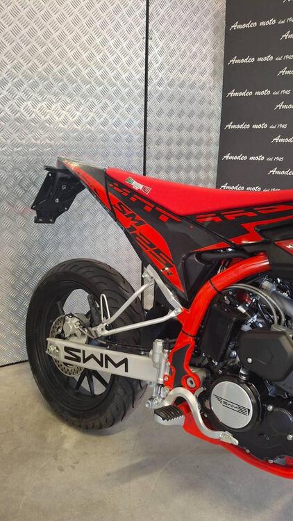 Swm SM 125 R (2025 - 26) (2)