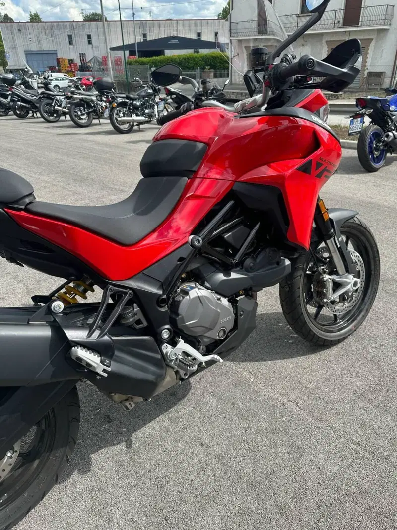 Ducati Multistrada V2 (2022 - 24) (10)