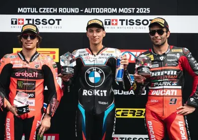 SBK 2025. GP della Repubblica Ceca. Toprak piega Bulega e vince la gara sprint di Most
