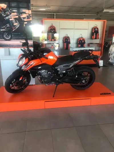 KTM 790 Duke L (2023 - 24) nuova