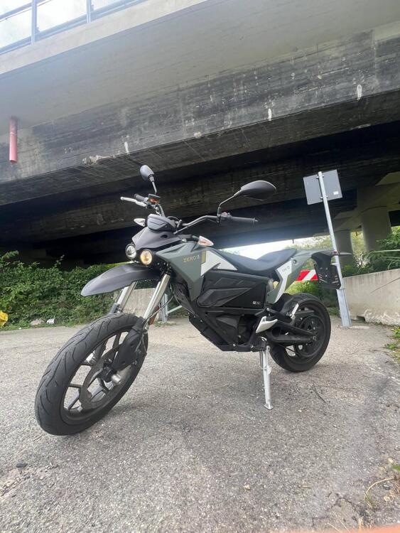 Zero FXS (2015 - 21) (4)