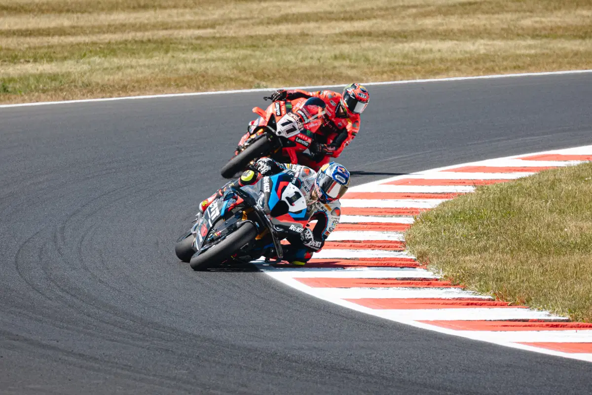 SBK 2025. Le pagelle del GP della Repubblica Ceca a Most. A Toprak e a Bulega il massimo dei voti (28)