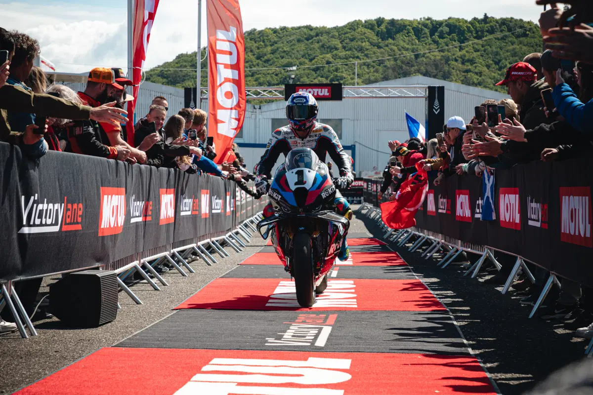 SBK 2025. Le pagelle del GP della Repubblica Ceca a Most. A Toprak e a Bulega il massimo dei voti (15)
