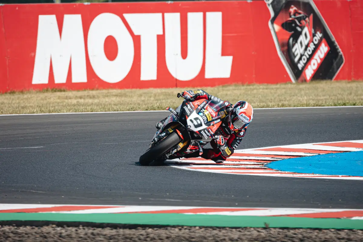 SBK 2025. GP della Repubblica Ceca. Petrucci: “Volevo tanto questo podio dopo le difficoltà di Cremona” (16)