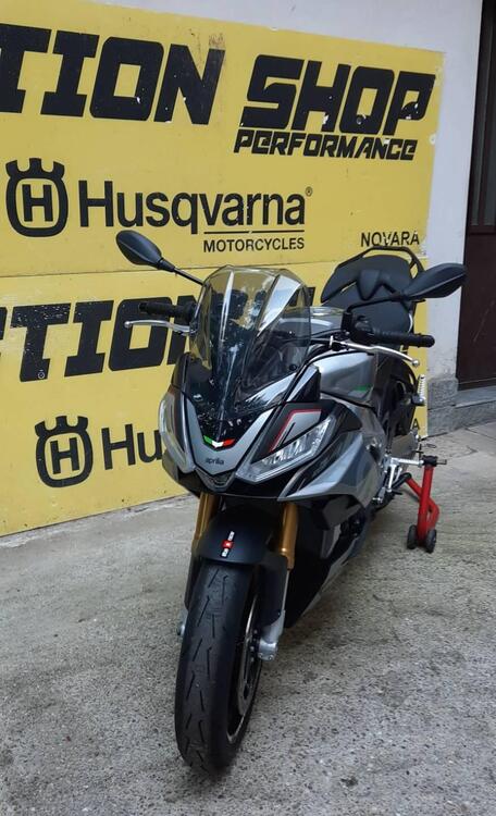 Aprilia Tuono V4 (2021 - 24) (2)