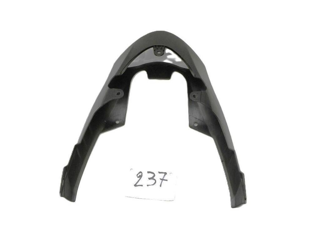 Cover carena fanale posteriore/scarico Triumph Sp