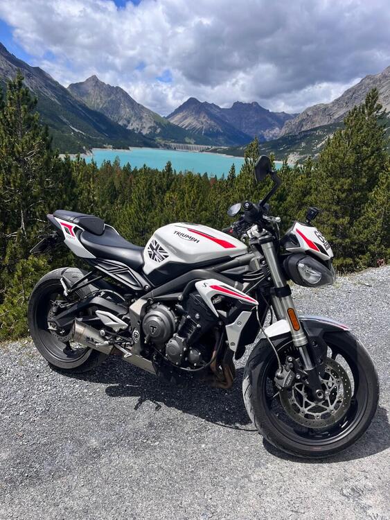Triumph Street Triple S (2020 - 23) (4)